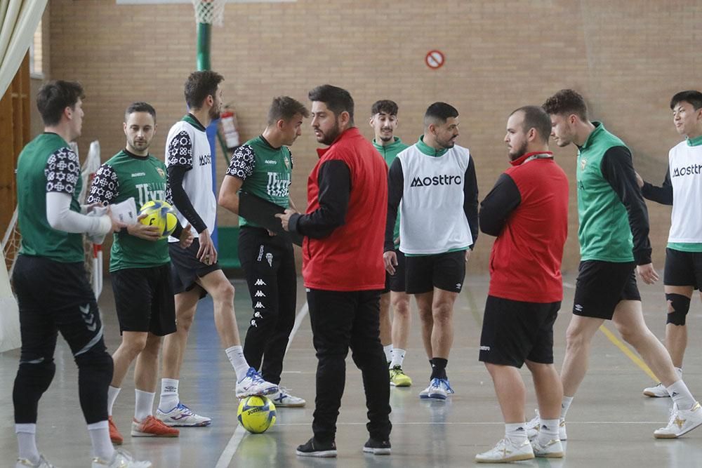 El primer entrenamiento de Josan con el Córdoba Futsal en imágenes