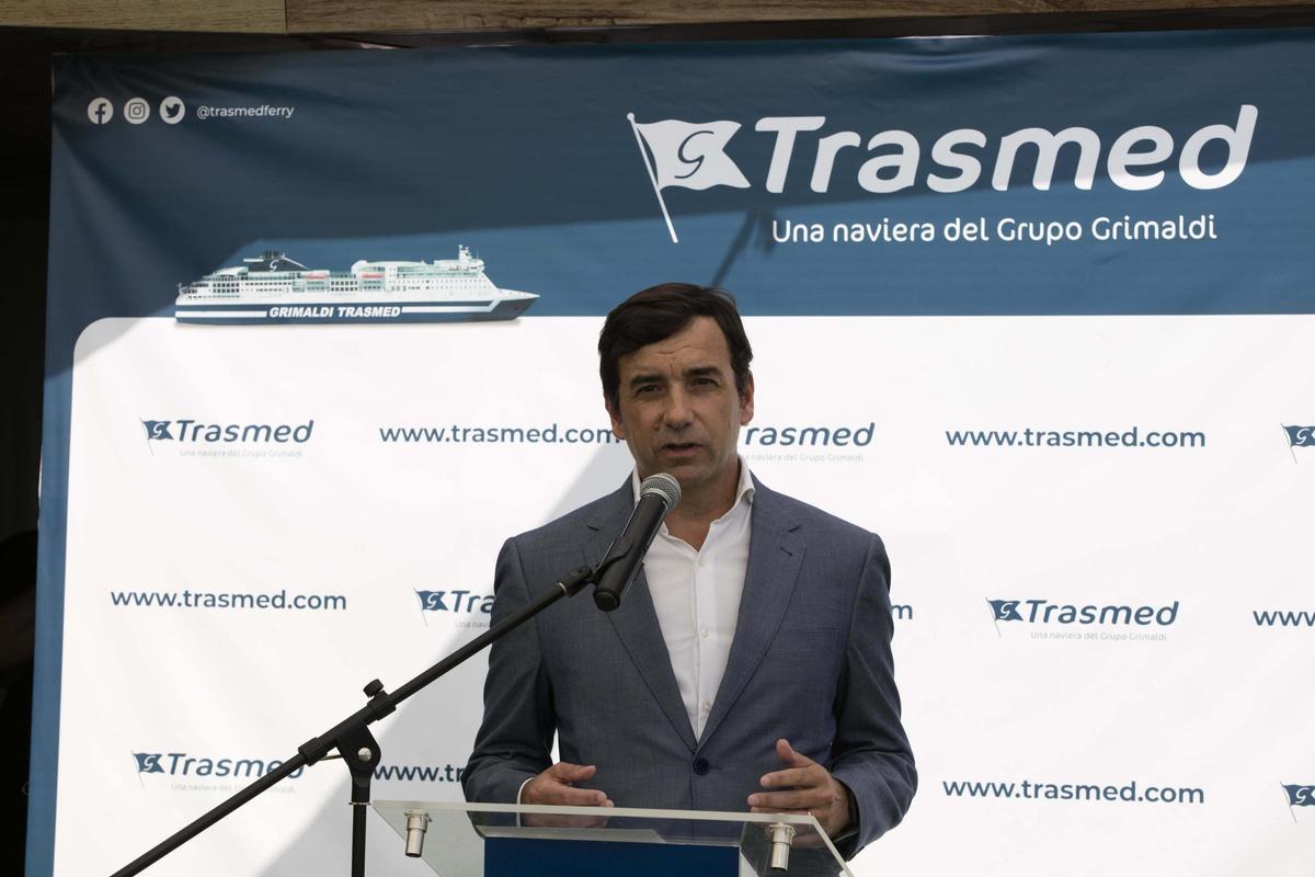 Galería de imágenes de los barcos de Transmediterránea en el puerto de Ibiza Galería de imágenes de los barcos de Transmediterránea en el puerto de Ibiza