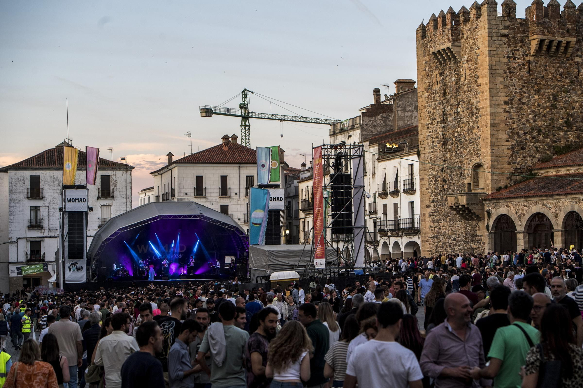 Vive el primer concierto de Womad en Cáceres