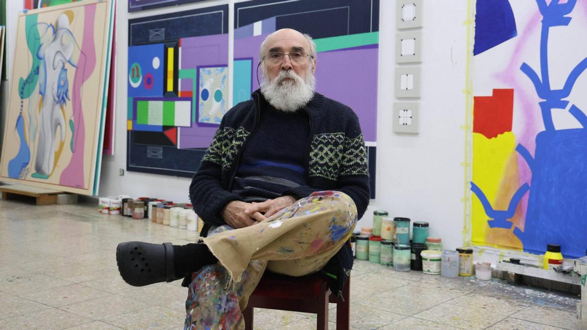 Nos adentramos en el estudio de Nelson Villalobos