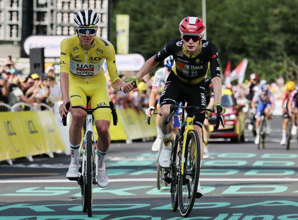 El Massís Central només serveix perquè s’exhibeixi el rei del Giro El Massís Central només serveix perquè s’exhibeixi el rei del Giro