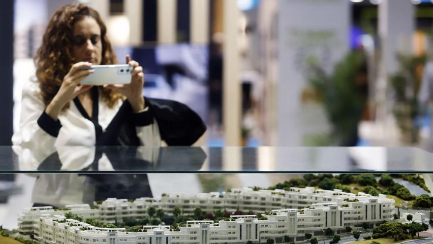 El ritmo de venta de viviendas prolonga su caída interanual en Málaga por quinto trimestre consecutivo