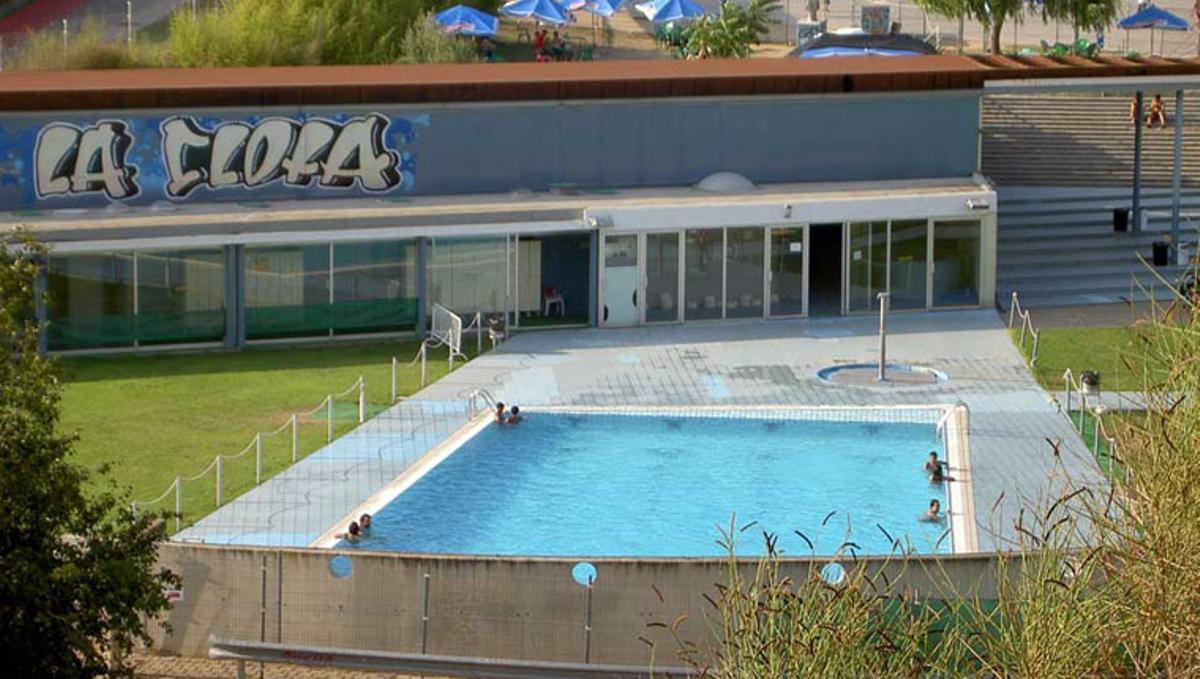 Piscina del barrio de la Clota (Barcelona)