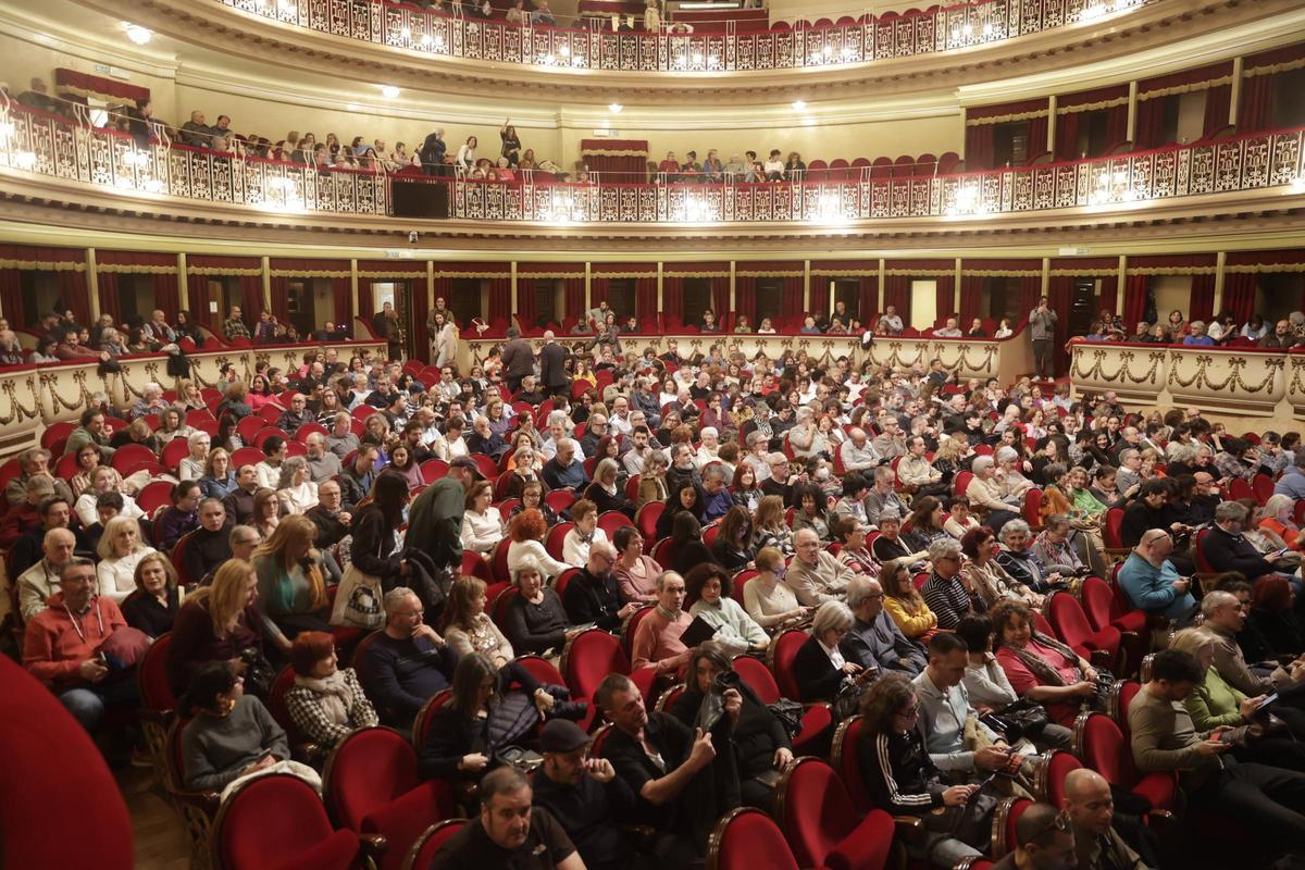 Público en la Semana del Audiovisual Contemporáneo.