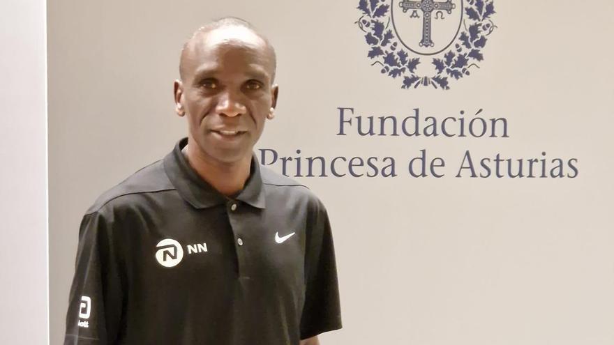 Kipchoge, sobre el nuevo récord de maratón: “Me alegra ver que se baten las marcas”