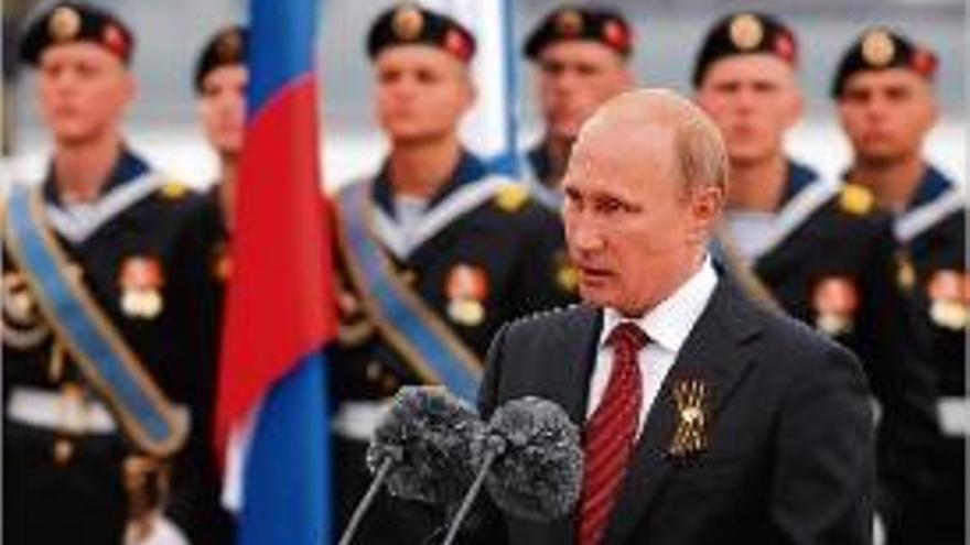 La caiguda del preu del cru pot ser catastròfica per a Rússia, diu Putin.