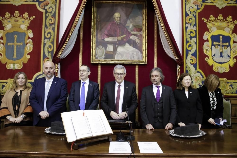 Toma de posesión de nuevos profesores de la Universidad