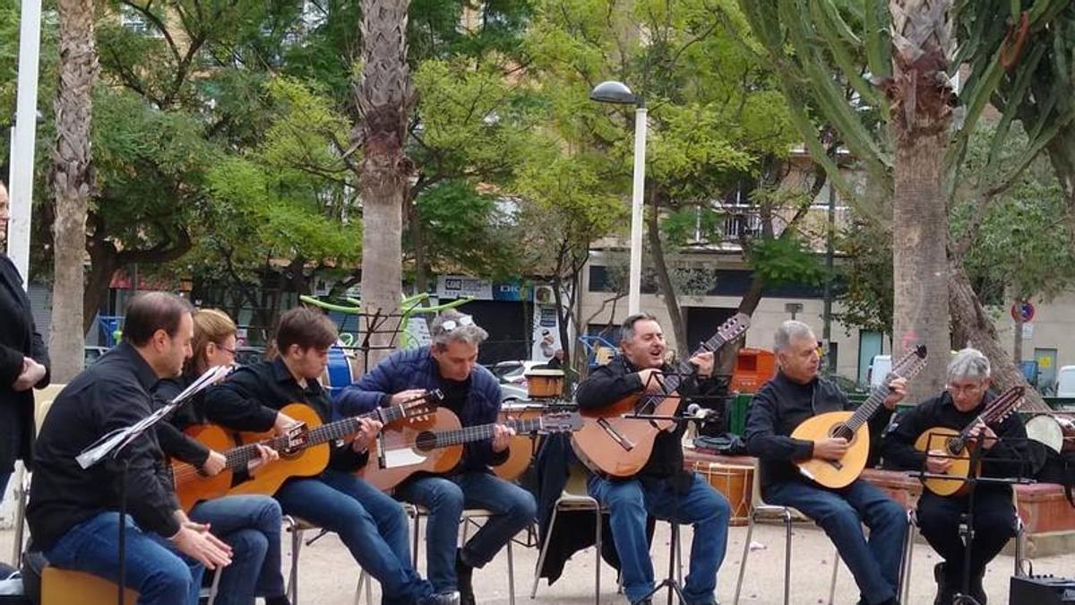 Rondalla Trenca Cordes.