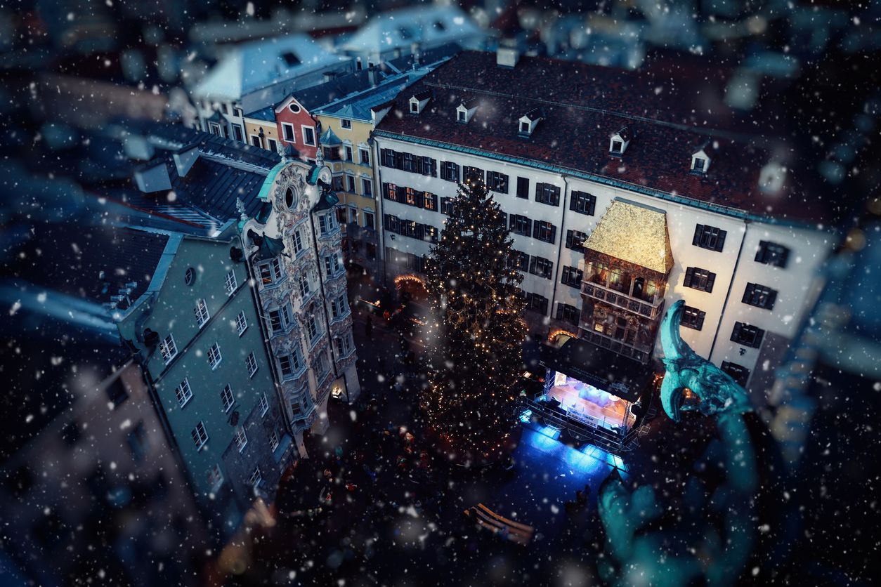 Mercado de navidad en Innsbruck, Austria.