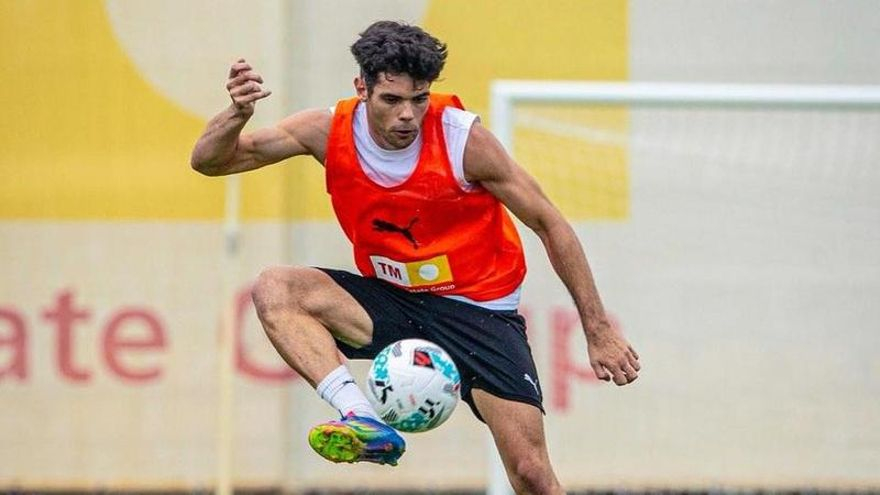 El Rayo insiste con Fran Pérez y puede ser el próximo en salir