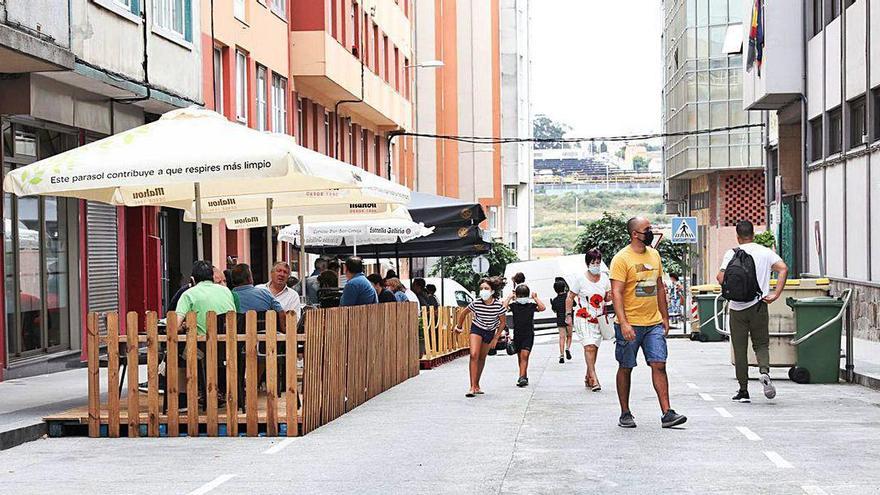 Primer día de la calle Monte das Moas como peatonal