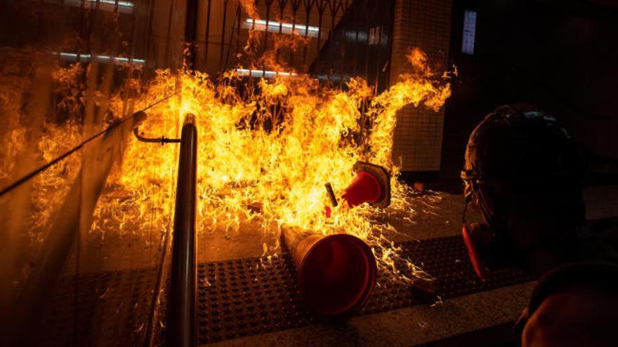 Las protestas en Hong Kong viven una de sus jornadas más violentas