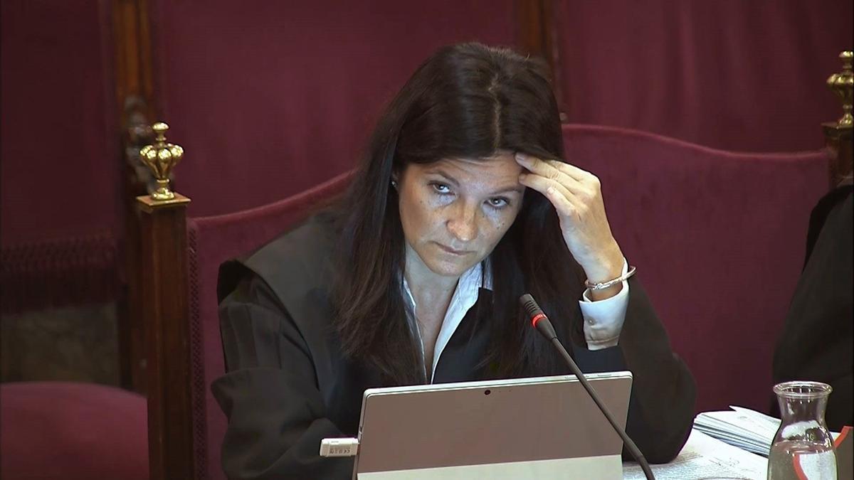 La jefa penal de la Abogacía del Estado, Rosa María Seoane, durante el juicio del 'procés' en el Tribunal Supremo