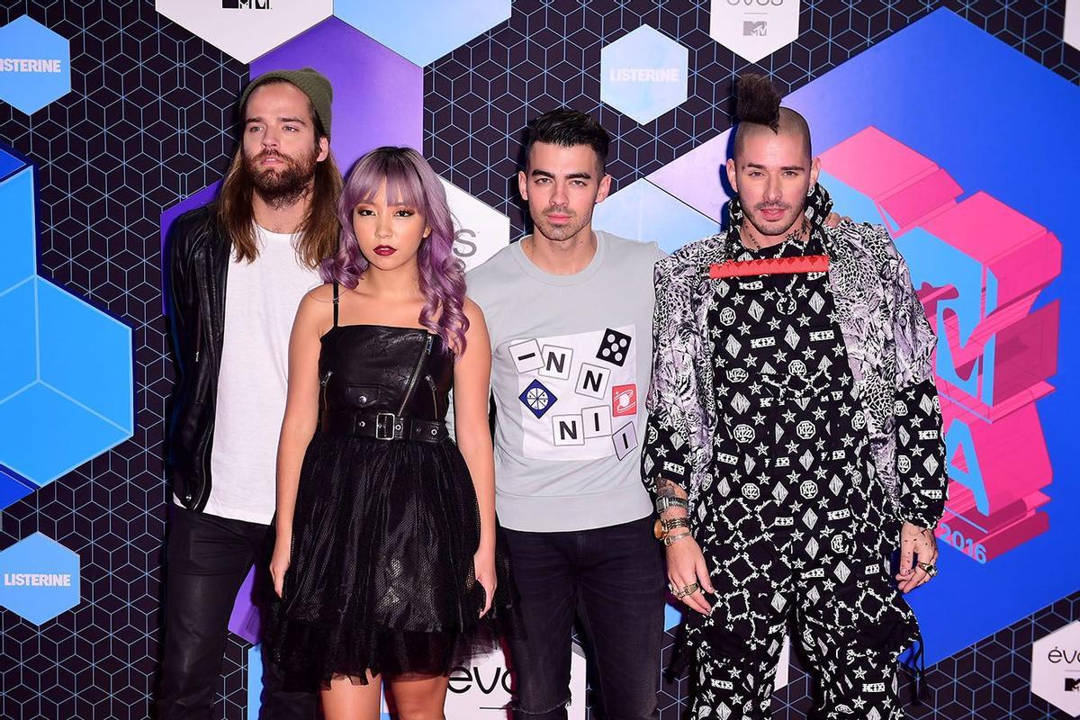 DNCE en los MTV EMA 2016