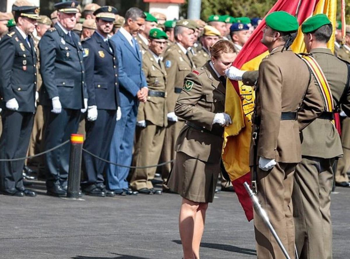 La solemnidad presidió el día en honor de los especialistas militares y los integrantes de las unidades de Logística.