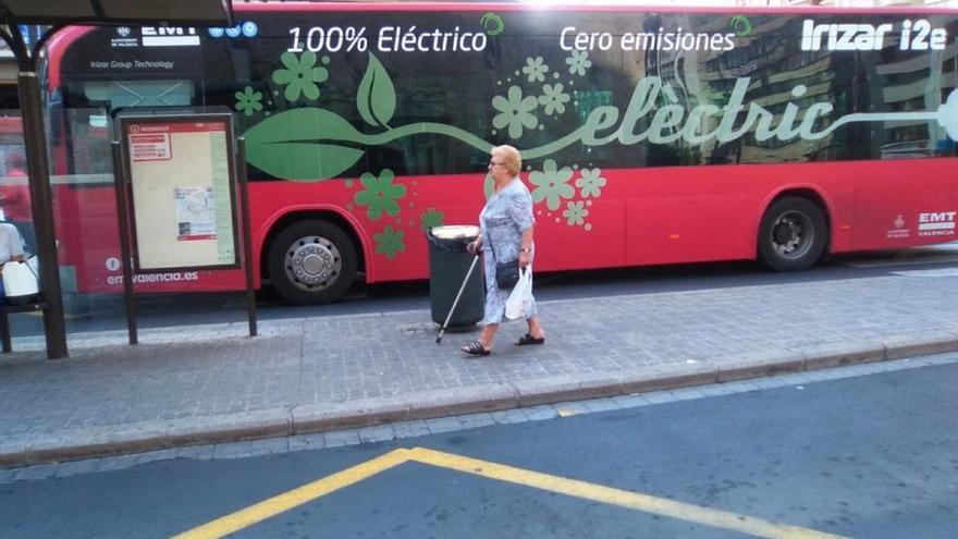 En Valencia ya rueda un autobús eléctrico.