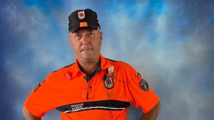 Antonio Hervás, voluntario de Protección Civil: &quot;Vi el accidente dos coches  delante del mio y fui a atender a la conductora. Tenía el pulso débil&quot;