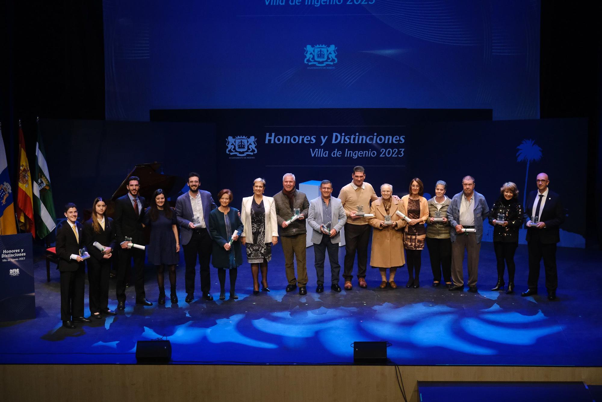 Entrega de honores y distinciones Ingenio