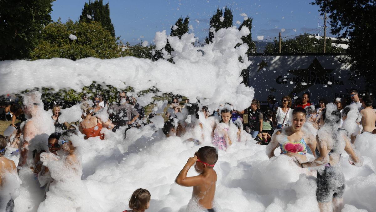 El broche a las fiestas de Ceares, en imágenes