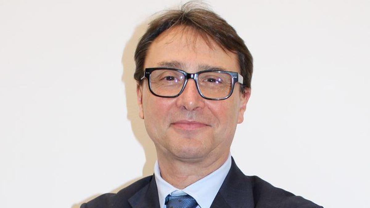 El nuevo presidente del Colegio de Ópticos-Optometristas de la Comunidad