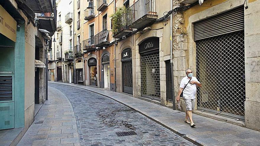 Un carrer del Barri Vell de Girona, en una imatge d&#039;arxiu.