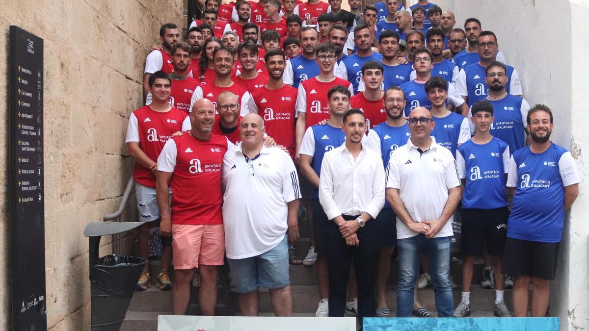 La Casa de la Cultura de Xàbia va acollir l'acte de presentació de les finals de 2025.