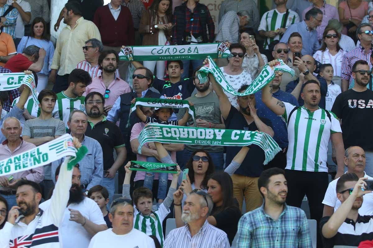 Así vivió la afición la derrota del Córdoba ante el Huesca