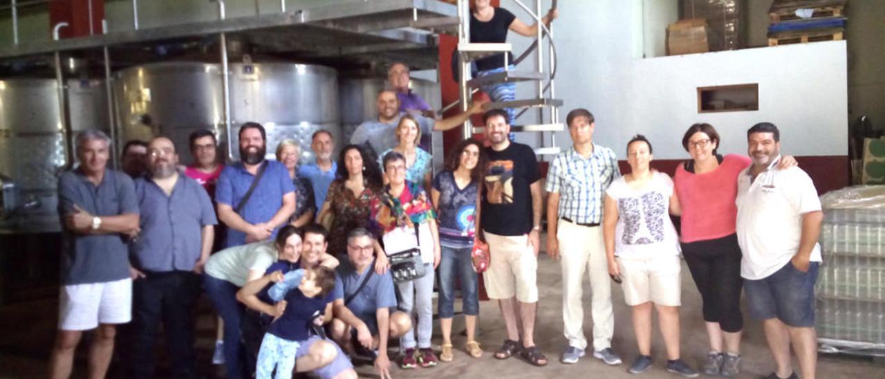 Foto de familia de los participantes en el torneo organizado por Bodegas Galmés i Ribot.