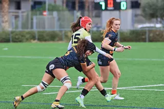 Les Abelles La Cuina se lleva el derbi Teika ante el Rugby Turia
