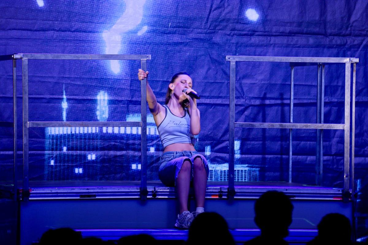 Julieta, en el escenario del festival Santvi Fest de Sant Vicenç de Montalt