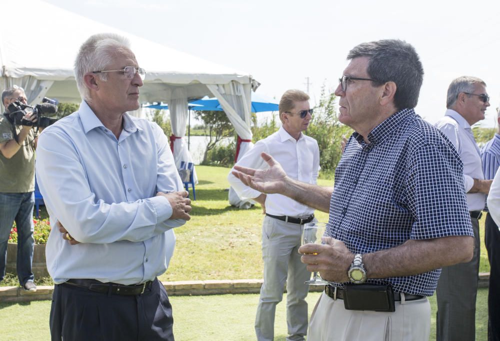 Encuentro entre empresarios y el Consell