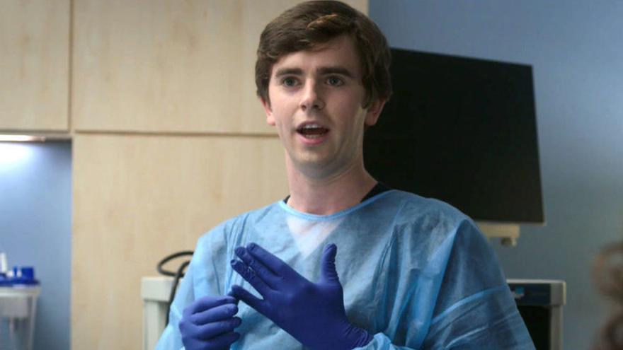 Freddie Highmore como Shaun Murphy.