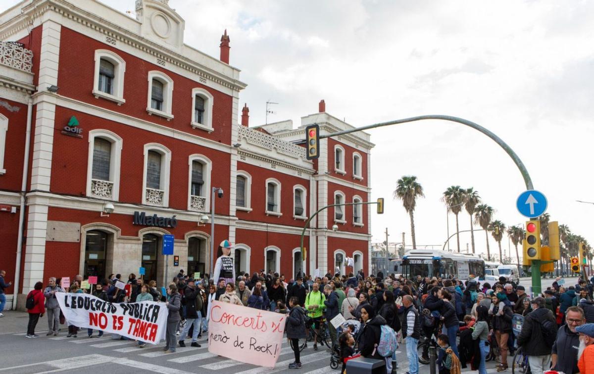75.000 alumnes han arribat a l’escola amb el curs començat 75.000 alumnes han arribat a l’escola amb el curs començat