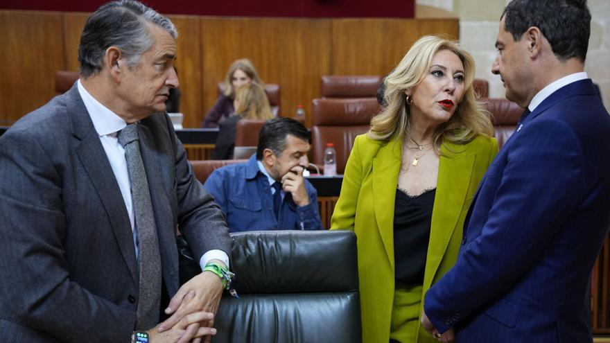 La crisis de los cribados eclipsa el mayor presupuesto de Juanma Moreno: la oposición acorrala al PP