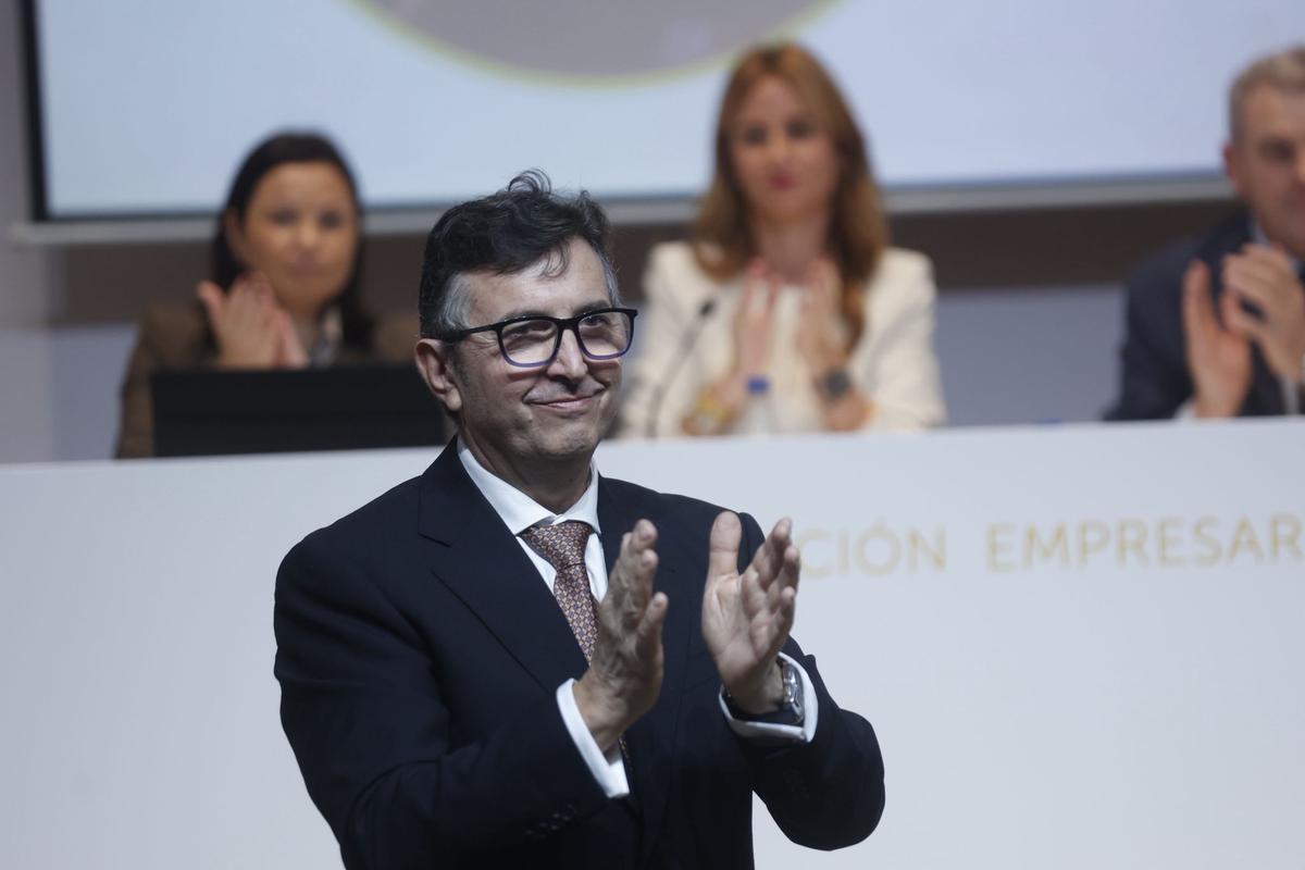 Vicente Lafuente, tras ser proclamado presidente de la CEV.