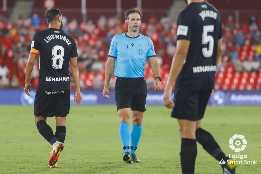 Las imágenes del UD Almería - Málaga CF de la cuarta jornada de LaLiga SmartBank