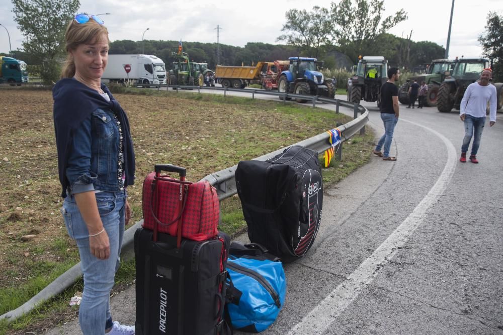 Tallen els accessos a l'aeroport de Girona