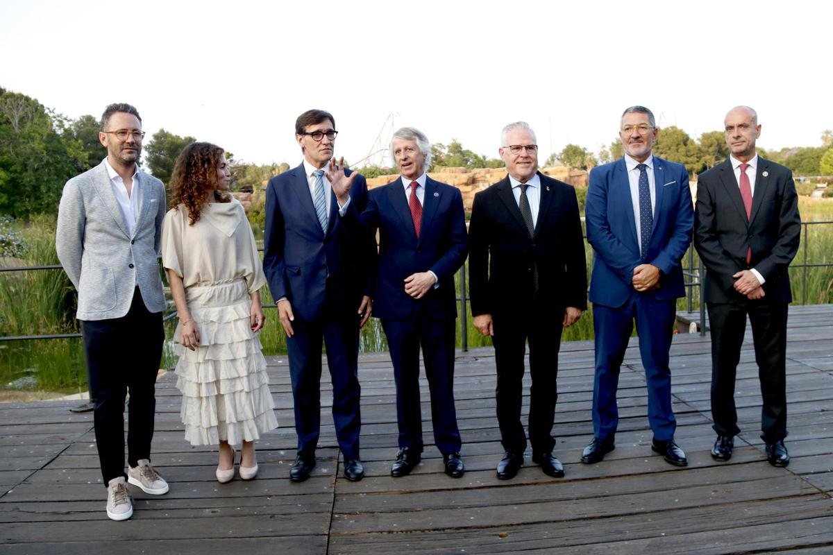 Máximas autoridades presentes en el acto de celebración del 30 aniversario de PortAventura World.