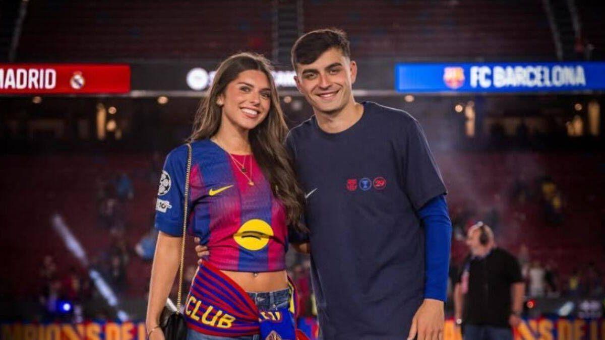 Pedri, uno de los más aclamados en el baño de masas del Barça