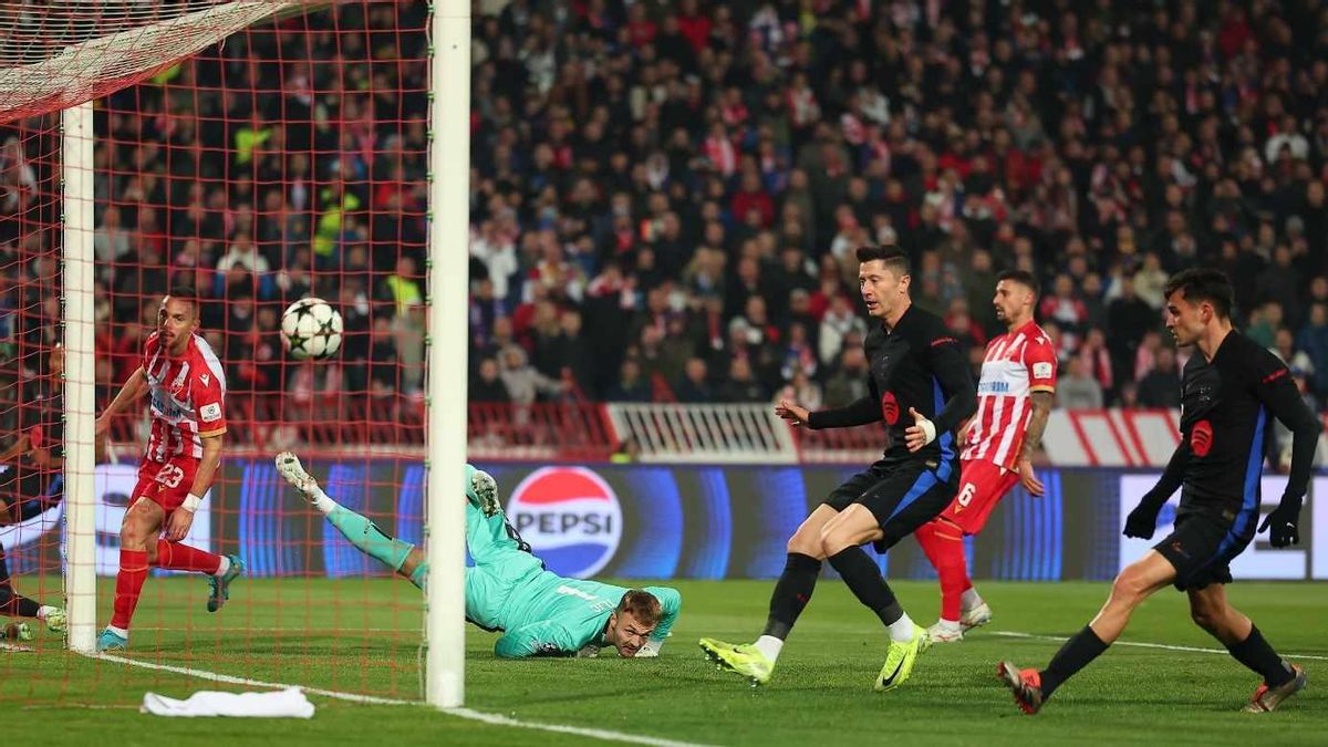 غياب ليفاندوفسكي عن تدريبات برشلونة بسبب إصابة في الظهر