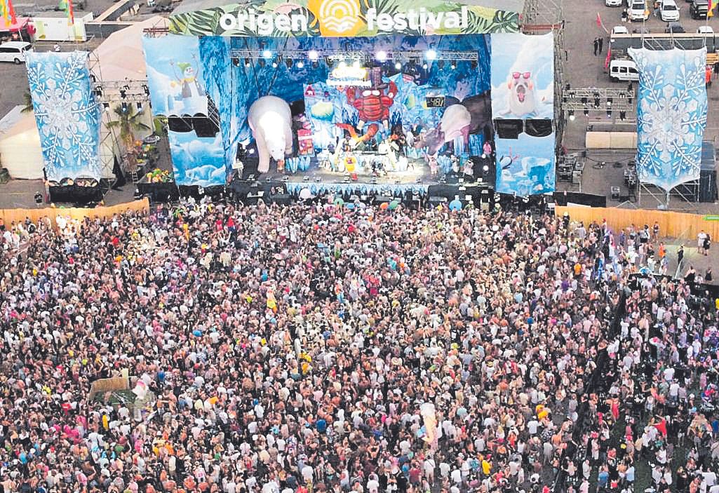 Visión aérea de un concierto en Palma.