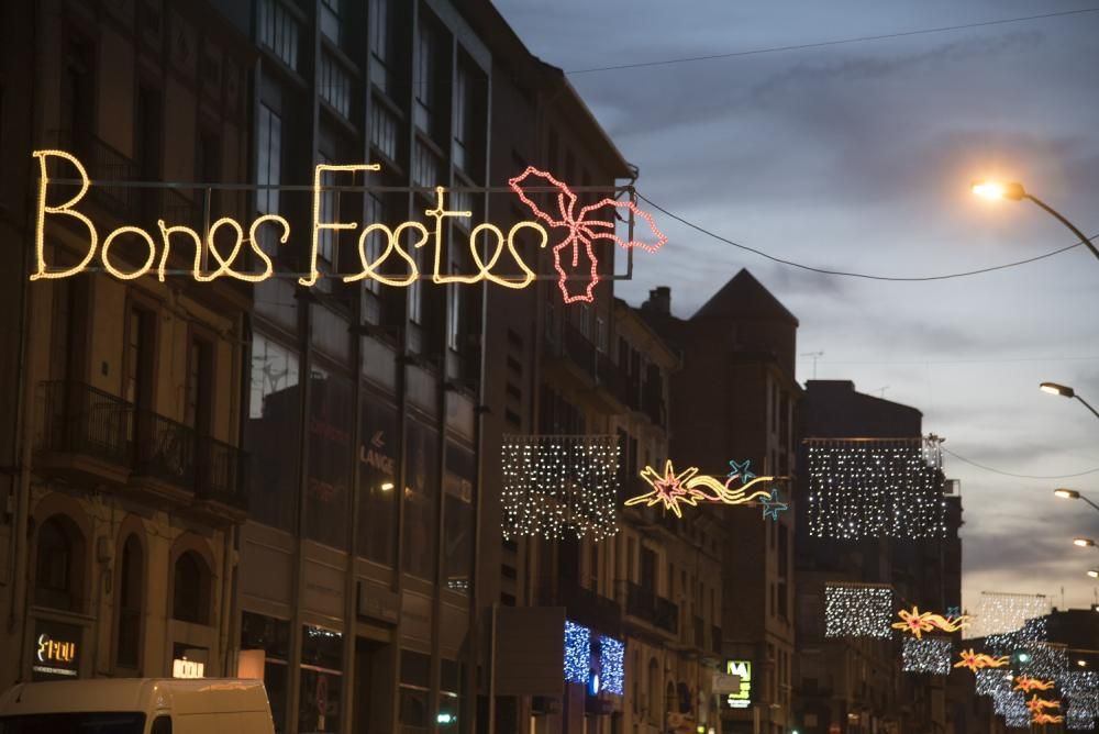 Els llums de Nadal arriben més lluny a Manresa