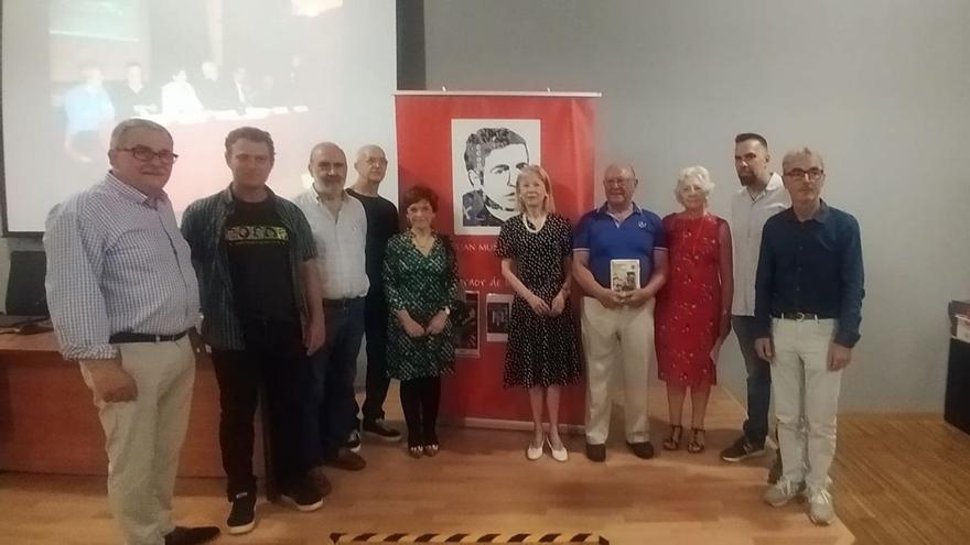 Mieres homenajea a David Ruiz, historiador “pionero” en el estudio del movimiento obrero