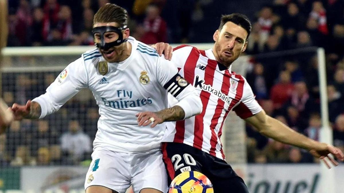 Sergio Ramos jugó muy incómodo con la máscara