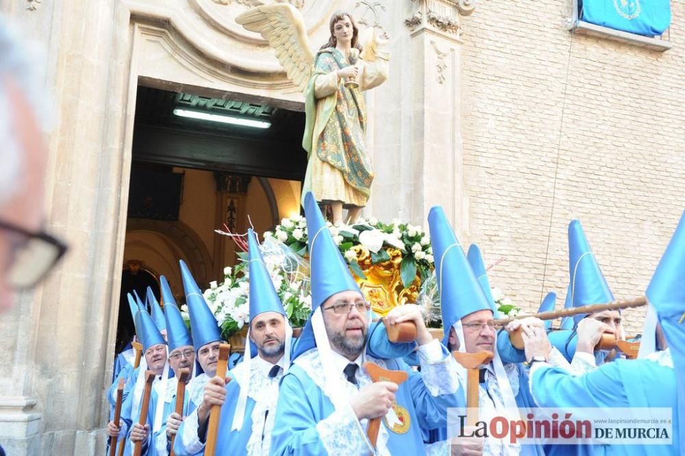 La procesión del Amparo a su salida de San Nicolás