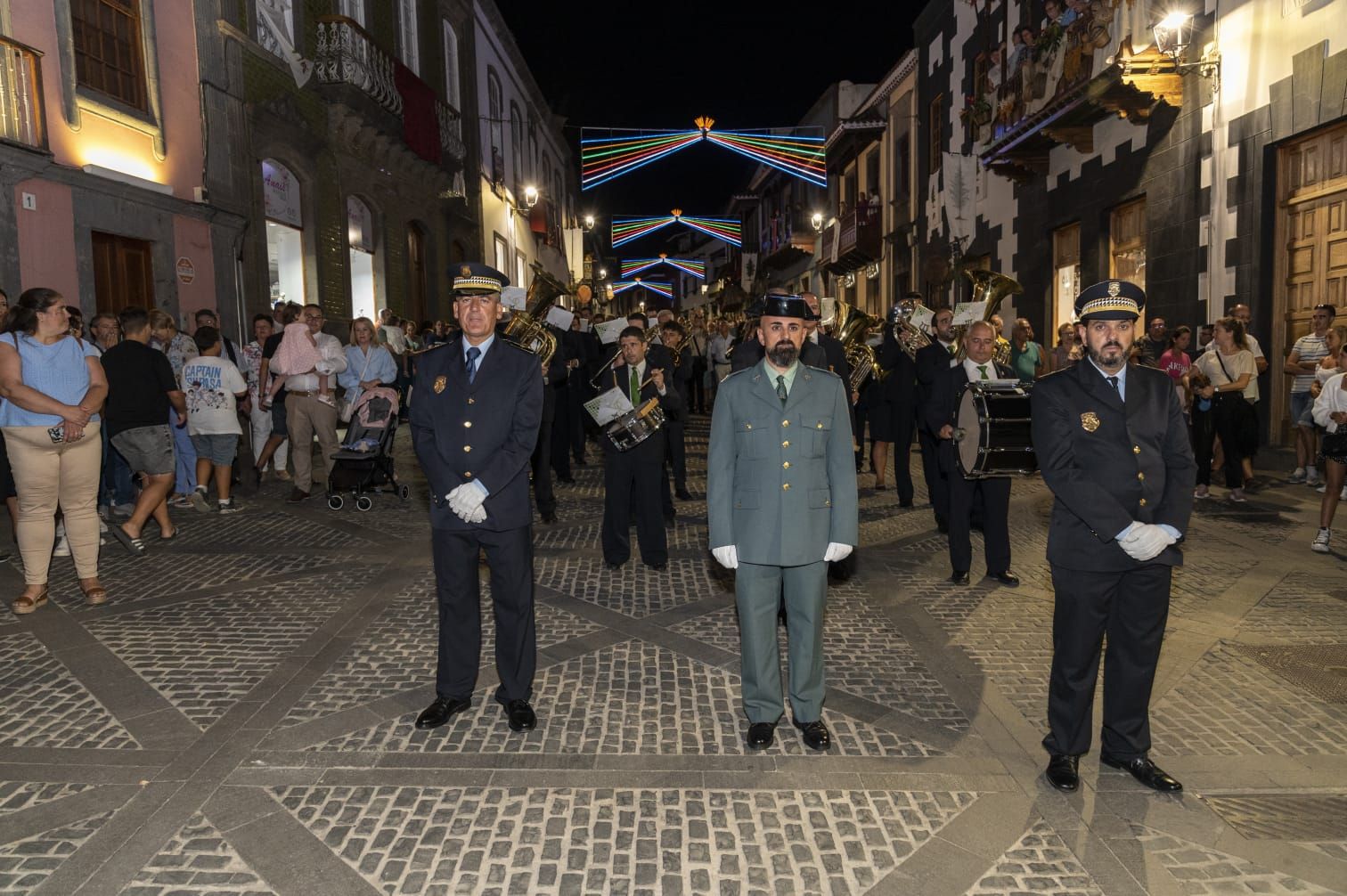 Teror celebra el Pino con sus fieles