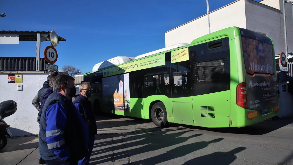 Los trabajadores de Aucorsa inician una huelga con un 100% de seguimiento