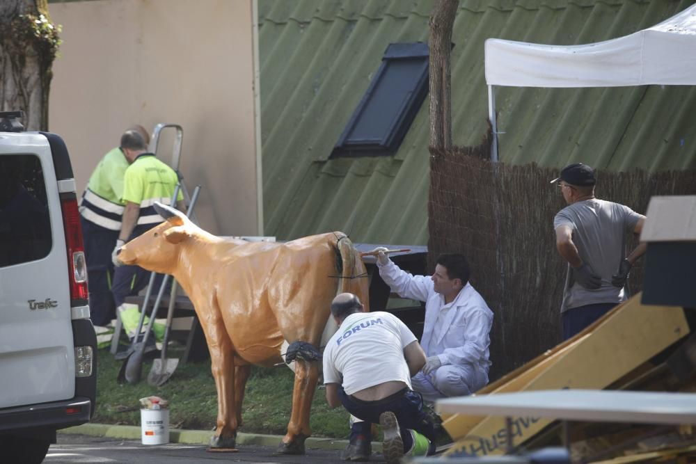 Preparativos para la apertura al público de la Feria de Muestras