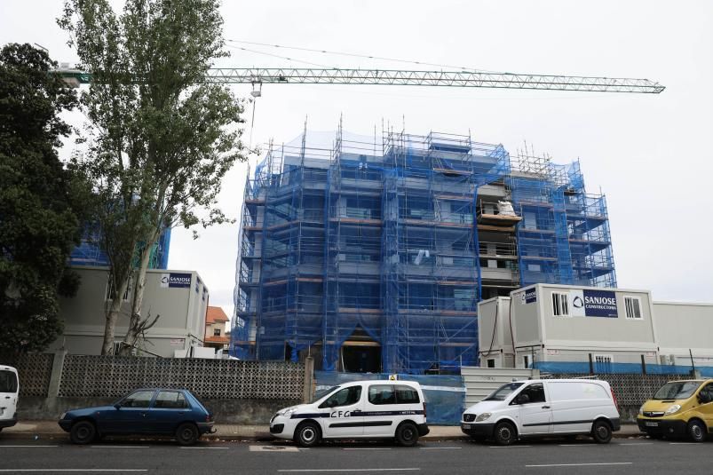 El Hotel Samil completa su estructura con la vista puesta en 2022