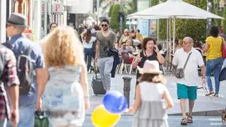 "Me siento extranjero en la ciudad en la que me he criado": el mensaje sobre el centro de Alicante que abre debate en redes
